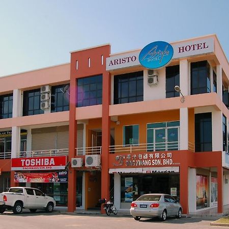 Aristo Hotel Putatan Kota Kinabalu Exterior photo