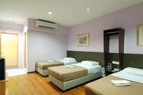 Aristo Hotel Putatan Kota Kinabalu Exterior photo